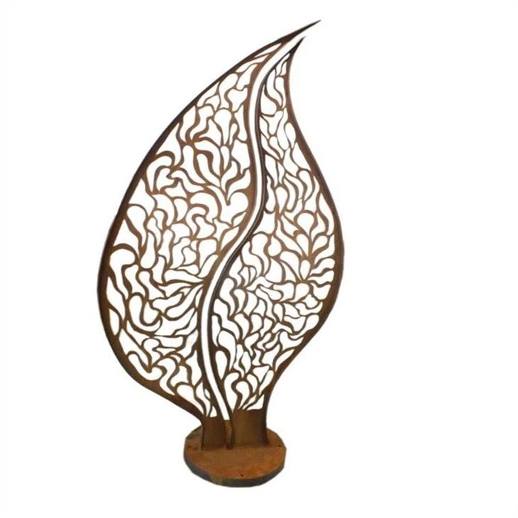 Metal Garden Sculptures