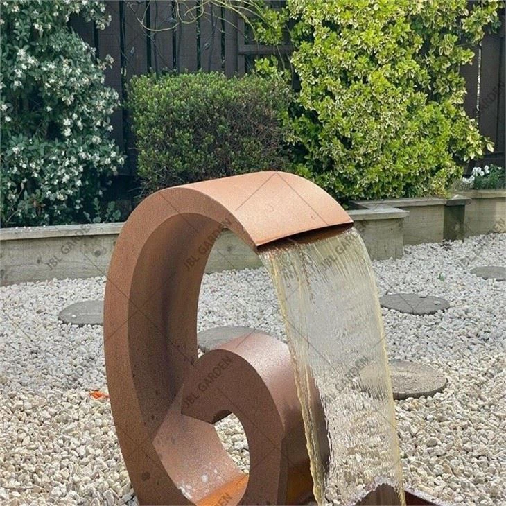 Modern Water Feature Sculpture Yard