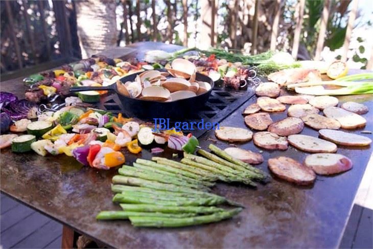 Grill table-5