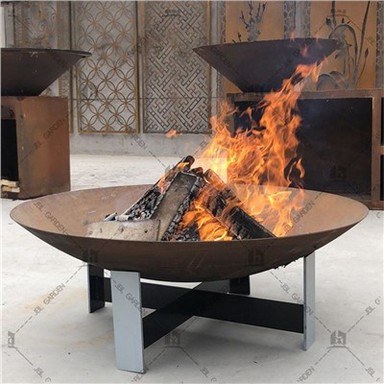 Brazier Gardeni puidust tulekolded