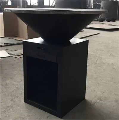 Õues asuv grillkaev