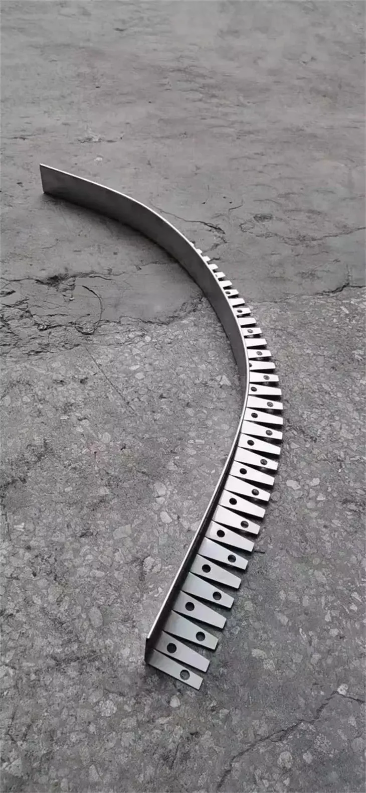 Roostevabast terasest murupiire